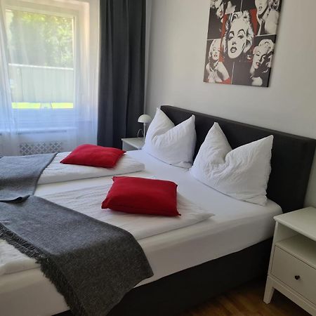 Wohnung See- Und Bergnaehe Gmunden Exterior foto